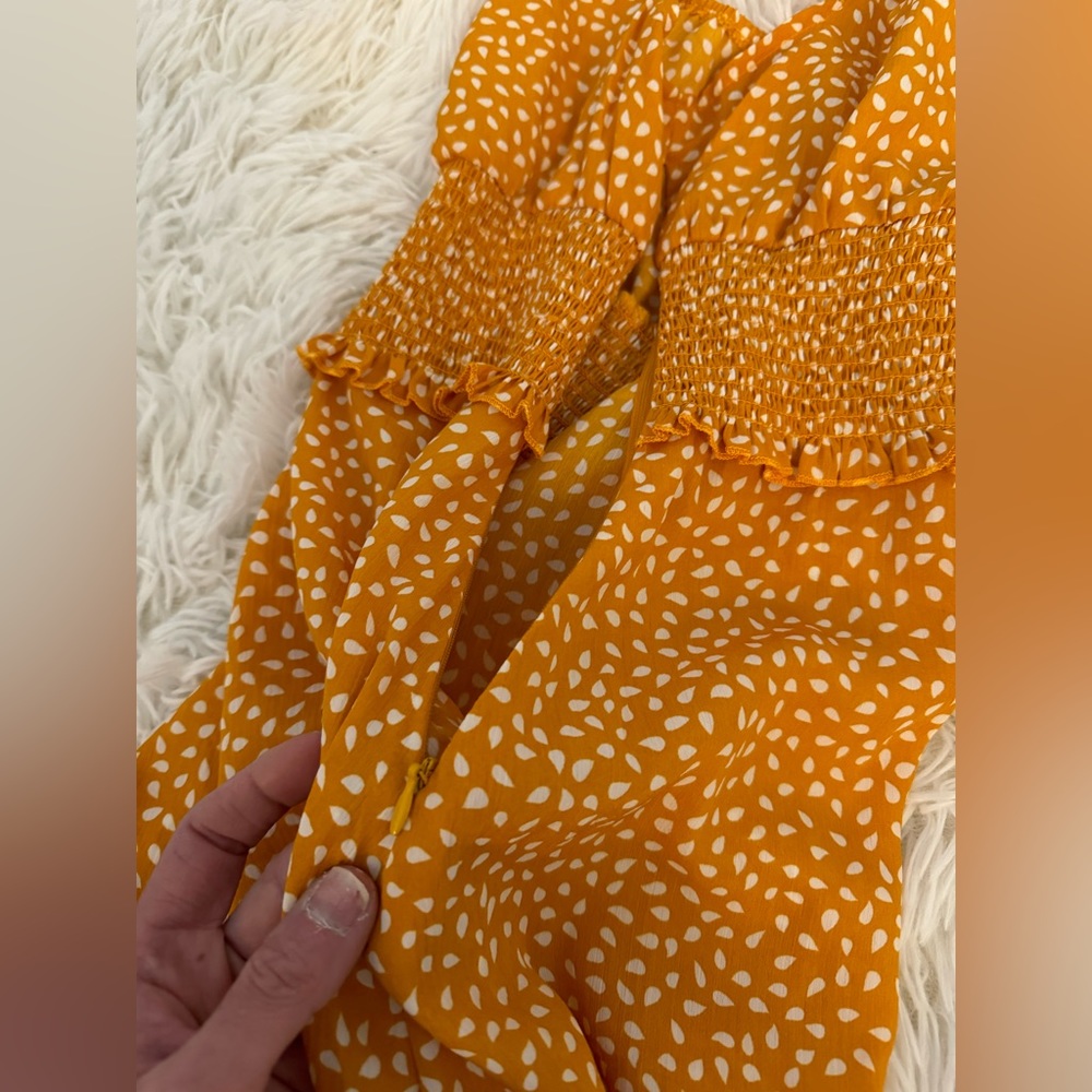 Yellow Dress - Picture 7 of 10